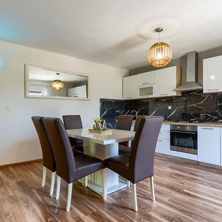 Villa Luka Donje Rastane Ngoại thất bức ảnh
